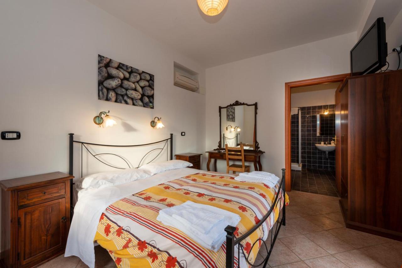 Agriturismo Dell'Etna Riposto Exterior foto